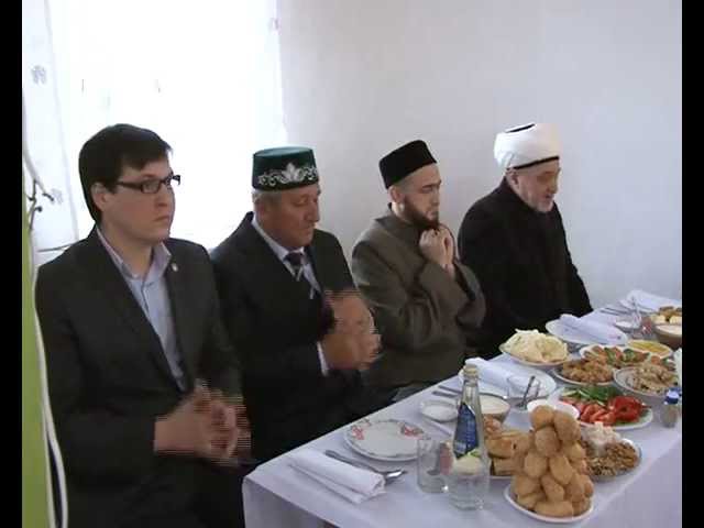 Камил хәзрәт Нурлатта.