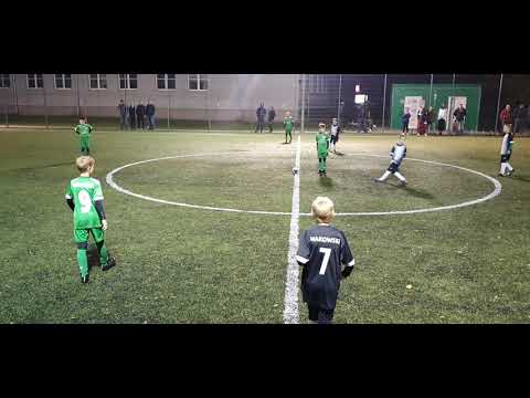 4Q MARCOVIA MARKI 09 - RKS MAZUR RADZYMIN 09 wynik 5-1