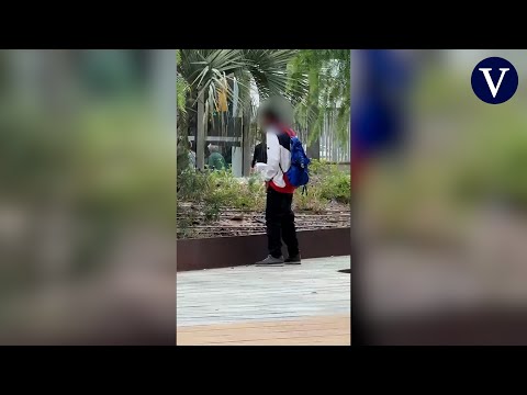 Vecinos de la plaça de la Coca de Mataró exigen soluciones al aumento de amenazas con los sintecho