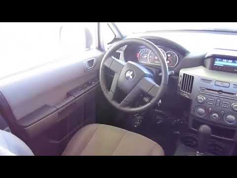 Short Takes 2004 Mitsubishi Endeavor XLS Start Up, Engine, and Brief Tour