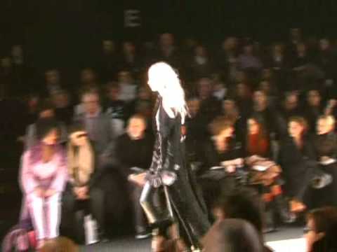 Milan Fashion Week Woman: Angelo Marani F/W 2009/2010