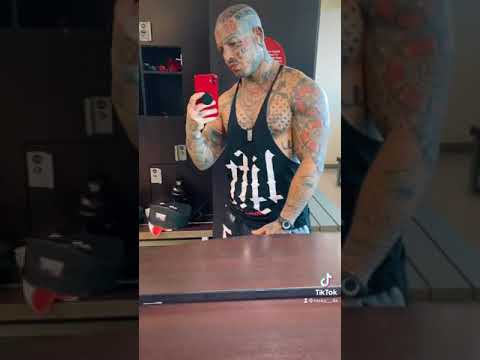 Body (Remix) - Tion Wayne & Russ Millions Feat. Capo Plaza & Rondodasosa