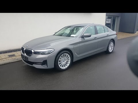 212 BMW 530e SE