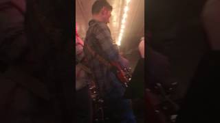 Live guitar solo in &quot;Midnight In Memphis&quot;