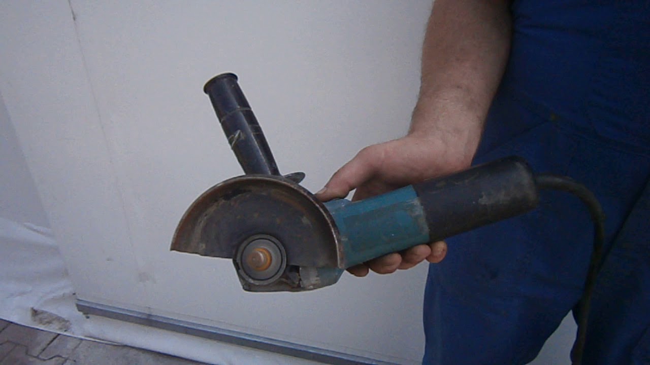 Углошлифовальная машина Makita 9557HNK  840Вт 11000об/мин 115мм в кейсе