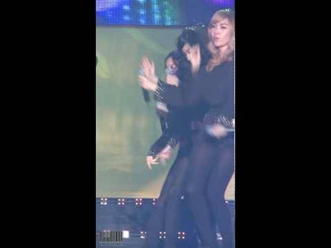 [Fancam] 100424 Taeyeon SNSD - Oh!@Shinsegae super concert