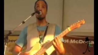 Van Hunt performs @ Mc Donalds