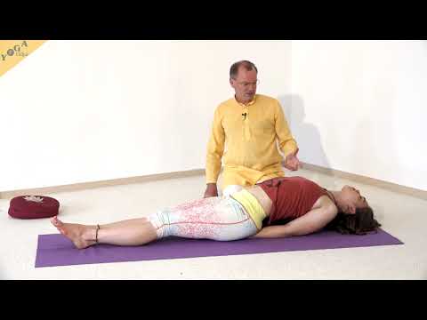 Fisch-Pose auf dem Hinterkopf - Yoga Asana Lexikonon