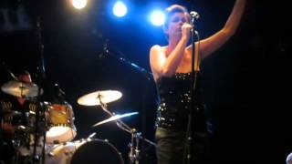 PARIS COMBO - LETTRE A P / LIVE MUSICAL'ETE 2013 D'ANNEMASSE