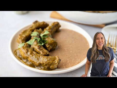 Costillas en Salsa Verde ( Pork Ribs in Green Salsa)