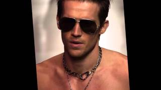 Andrew Cooper The Perfect Man ! video