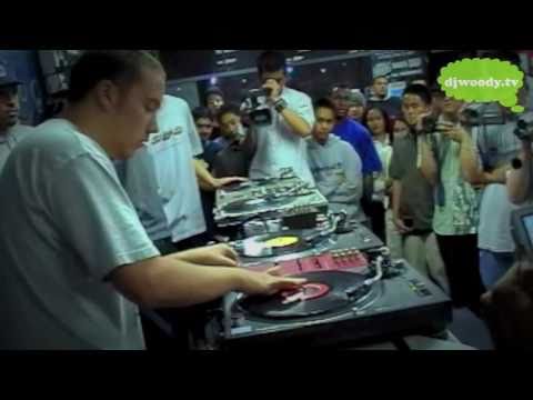 A-Trak + DJ Woody Q&A scratching