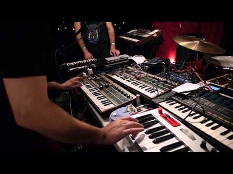 Apparat Organ Quartet - Pentatronik (Live on KEXP)