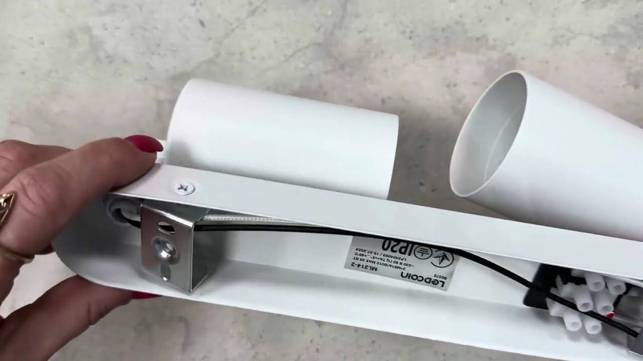 Накладной поворотный светильник спот Ledcoin ML314-2 под лампу белый (80375)