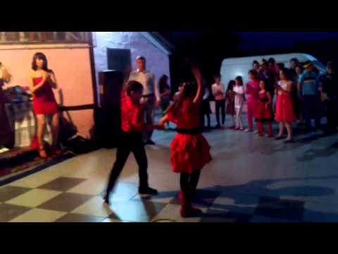 Ionela Ticu si Maxim Stirbu -Cili cea cea