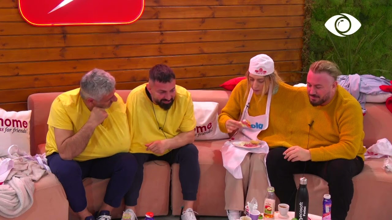 Elvisi kritika për pastërtinë