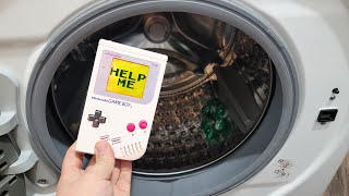 What Happens When You Put a Gameboy in a Washing Machine