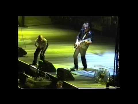 Rem 1999 07 11 Bologna ,Stadio Dallara,  Full show