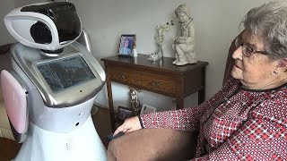 Zorgrobot SARA bij Park Vossenberg in Kaatsheuvel - Langstraat TV