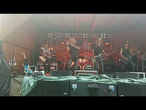 Kabát revival don pedro von poltergeist