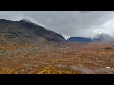 Helicopter ride from STF Kebnekaise Fjällstation