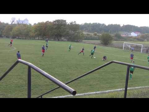 Zaangażowanie zawodnika KS Kamienna Wola w grę obronną