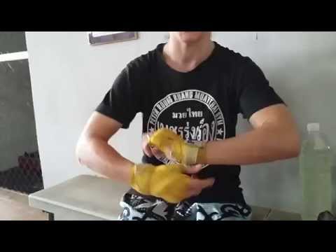 Sylvie's Tips - How I Wrap My Hands - Muay Thai Wrap with Padding