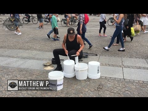 Matthew Pretty - The Bucket Boy From Las Vegas Performing At The Dam Square In Amsterdam 2017!