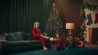 Dearfoams Holidays with Mom