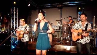 Belle perez  Tres gotas de agua bendita  HC Utrecht..