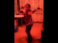 Как моя подруга танцует =) 