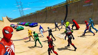Elétrica Skate Ramp e Homem Aranha Desafio com Carros Electric power Transmission Race Spiderman GTA
