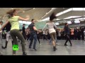 Танцевальный флешмоб балетной труппы в аэропорту «Пулково» 