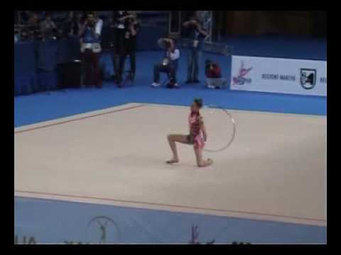 Pesaro WC 2009 - Bessonova+staniuta  Hoop