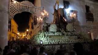 preview picture of video 'Salida procesional de la Virgen del Monte (Cazalla de la Sierra) 2014'