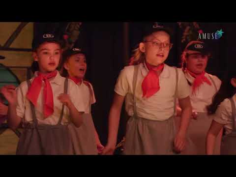 Showkoor AMUSE - Game On - Trein medley