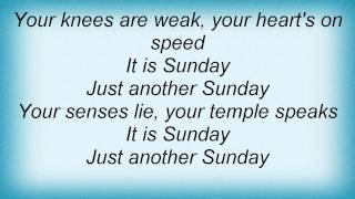Tommy Lee - Sunday Lyrics