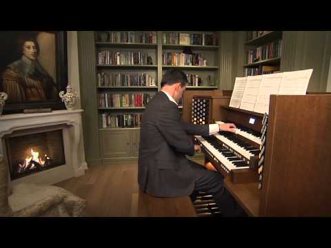 Variations on the Russian National Hymn by W.E. Thayer played on the new Johannus Rembrandt 350