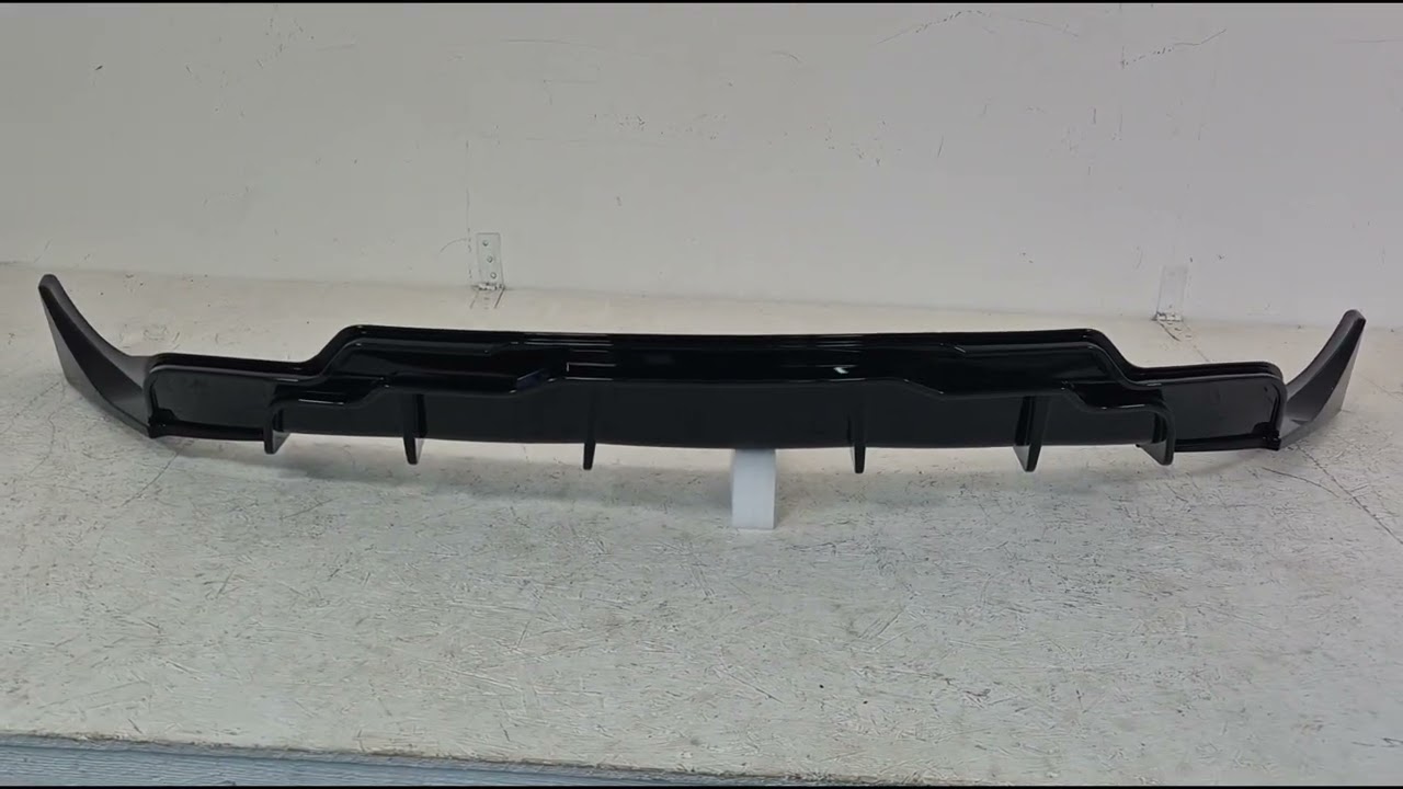 Tesla Model 3 2017- Difusor de parachoques trasero Fast (para 2017-2023) Video 1