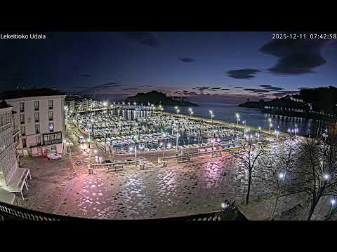 Port of Lekeitio thumbnail