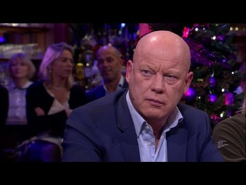 Frits Wester: 'We worden voor het lapje gehouden.' - RTL LATE NIGHT