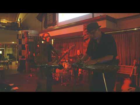 The Blue Hawaiians "Experiment In Terror" SG101 Con 2018