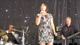 Dragonfly - David Benoit & Sara Gazarek at 1. Algarve Smooth Jazz Festival (2016)