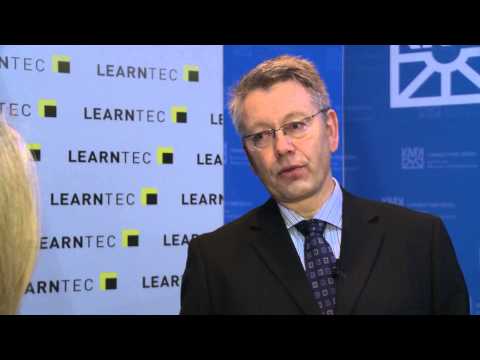 Wolfgang Kemmler von pixel2media im Gespräch auf der LEARNTEC 2015