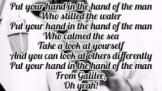 Elvis Presley - Put Your Hand In The Hand (Lyrics)