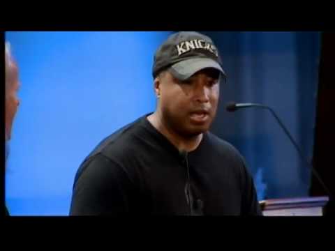 Fmr. Yankee, Bernie Williams plays jazz