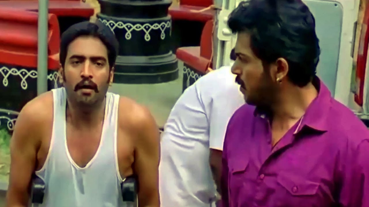 ये आदमी संथानम की नज़र उतार रही है l Alex Pandian Movie Best Comedy Scene