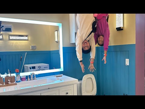 Upside Down House World of Illusions in Hollywood 