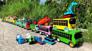 Download lagu WADIDAW !! Mobil Truk Tronton Panjang Bongkar Mainan Mobil Mobilan Truk Molen, Truk Mixer, Excavator mp3