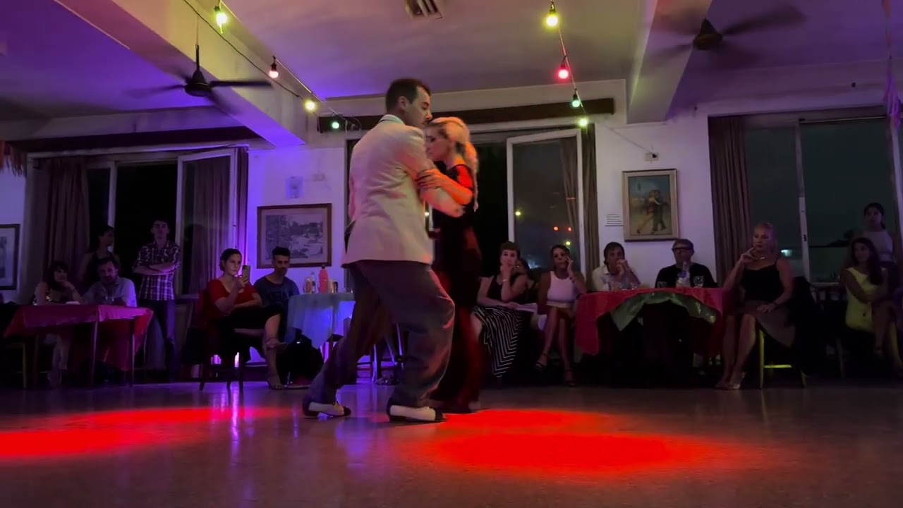 Video thumbnail for Delfina Pissani y Diego Valero (3/4)